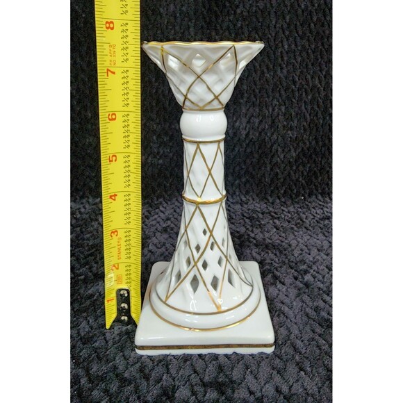 Vintage Arnart Porcelain Pierced Lattice Candle Holder White & Gold 1950s–1980s - Picture 7 of 8